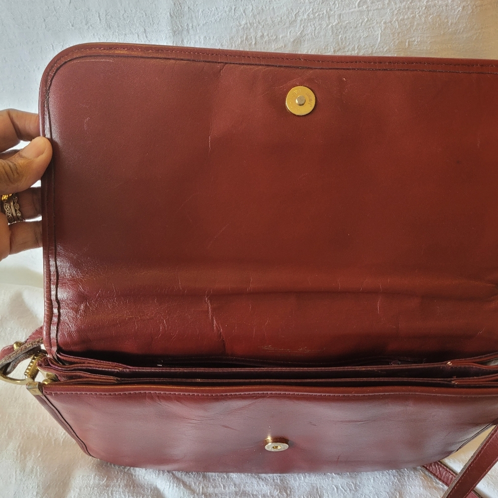 Vintage Etienne Aigner Leather Crossbody satchel brief in Oxblood red - Picture 4 of 16
